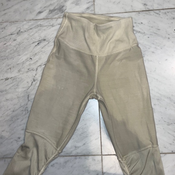 Alo Goddess goddess leggings leg warmer pants yoga beige rare XS - Picture 2 of 6